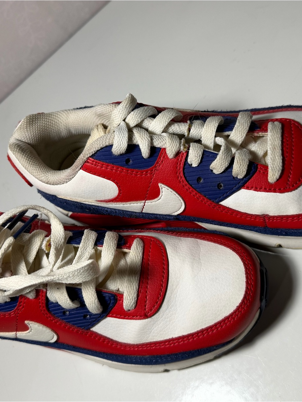 Nike Air Max 90 GS "USA" White Red Blue Sneakers Size 5.5Y - Picture 2 of 8